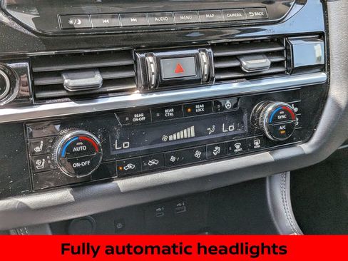 Certified 2024 Nissan Pathfinder Platinum AWD/4WD image 23