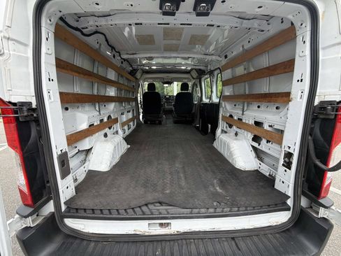 Used 2020 Ford Transit 250 Low Roof w/ Exterior Upgrade Package RWD image 24