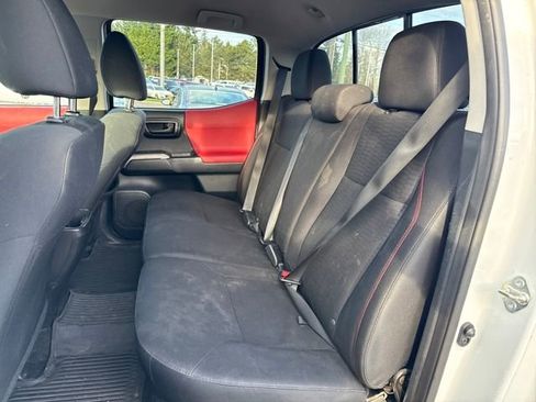 Used 2016 Toyota Tacoma SR5 image 15