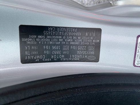 Used 2004 Hyundai Tiburon GT image 11