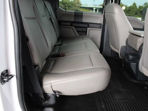 Used 2022 Ford F250 XL w/ STX Appearance Package AWD/4WD image 17