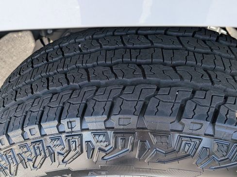 Certified 2025 Chevrolet Silverado 1500 LT w/ Z71 Off-Road Package image 13