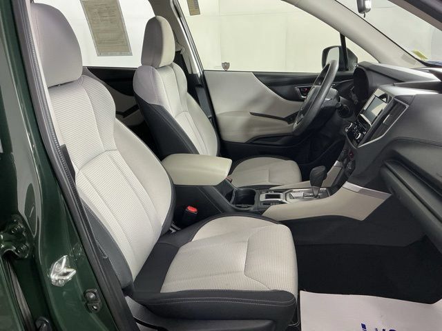 Used 2022 Subaru Forester AWD/4WD image 6