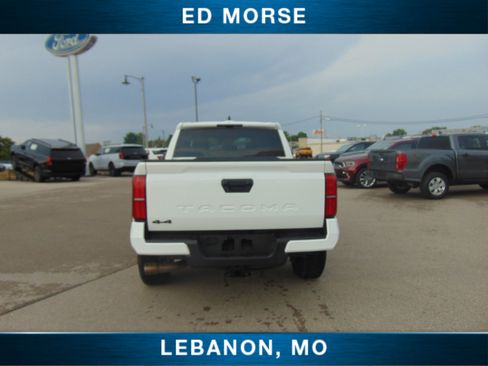 Used 2025 Toyota Tacoma Limited image 7