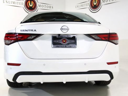 Used 2025 Nissan Sentra SV w/ SV Premium Package image 30