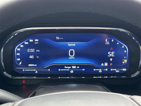 Used 2024 Chevrolet Suburban Premier image 29