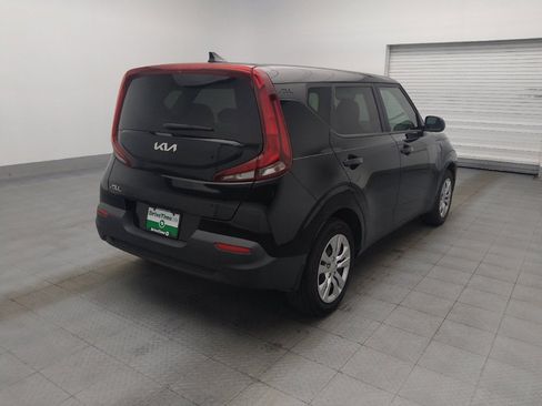 Used 2022 Kia Soul LX FWD image 9