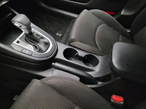 Used 2021 Kia Forte LXS FWD image 26