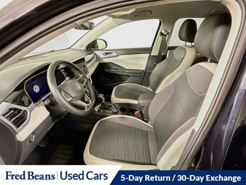 Used 2025 Volkswagen Taos SE AWD/4WD image 26
