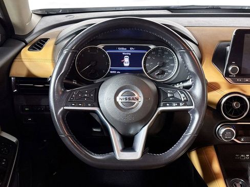 Used 2020 Nissan Sentra SV w/ SV Premium Package FWD image 13