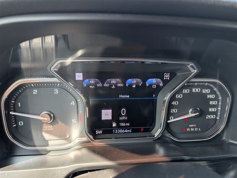 Used 2020 GMC Sierra 2500 AT4 w/ AT4 Premium Package AWD/4WD image 29