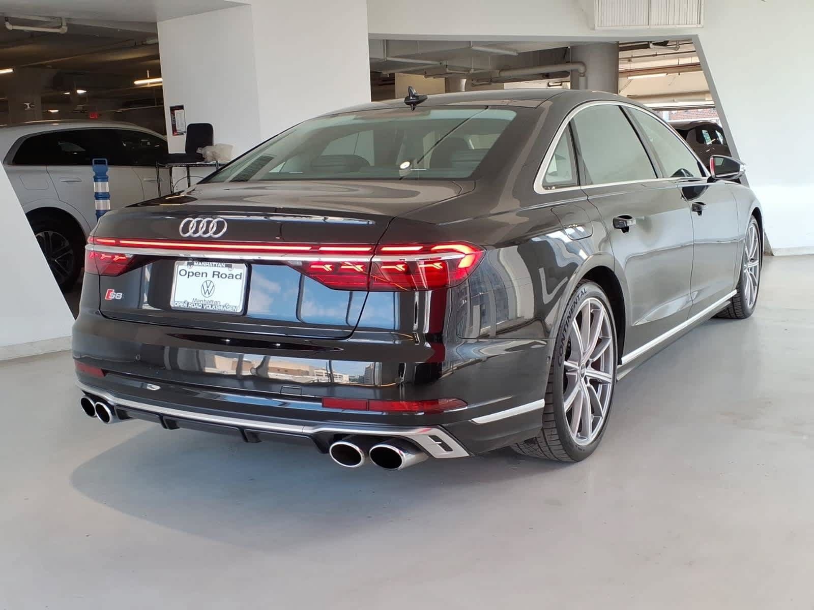 Used 2023 Audi S8 w/ S8 Executive Package AWD/4WD image 5