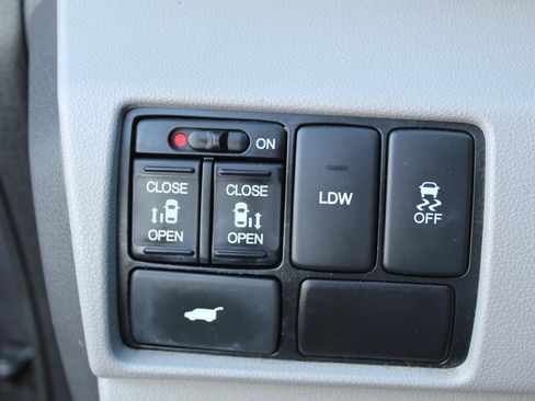 Used 2015 Honda Odyssey EX-L image 31