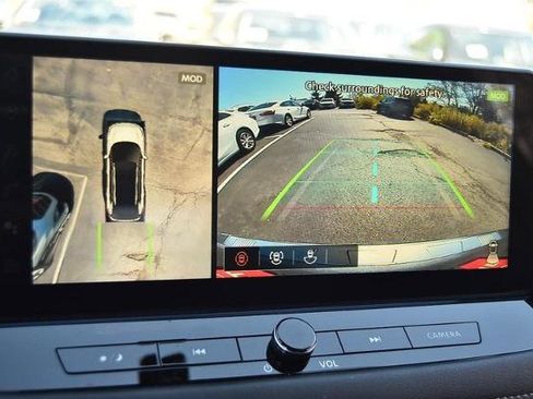 Certified 2024 Nissan Rogue SL image 13