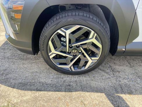 New 2026 Hyundai Kona SEL Premium FWD image 7