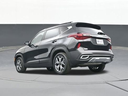 Used 2023 Kia Seltos EX image 44