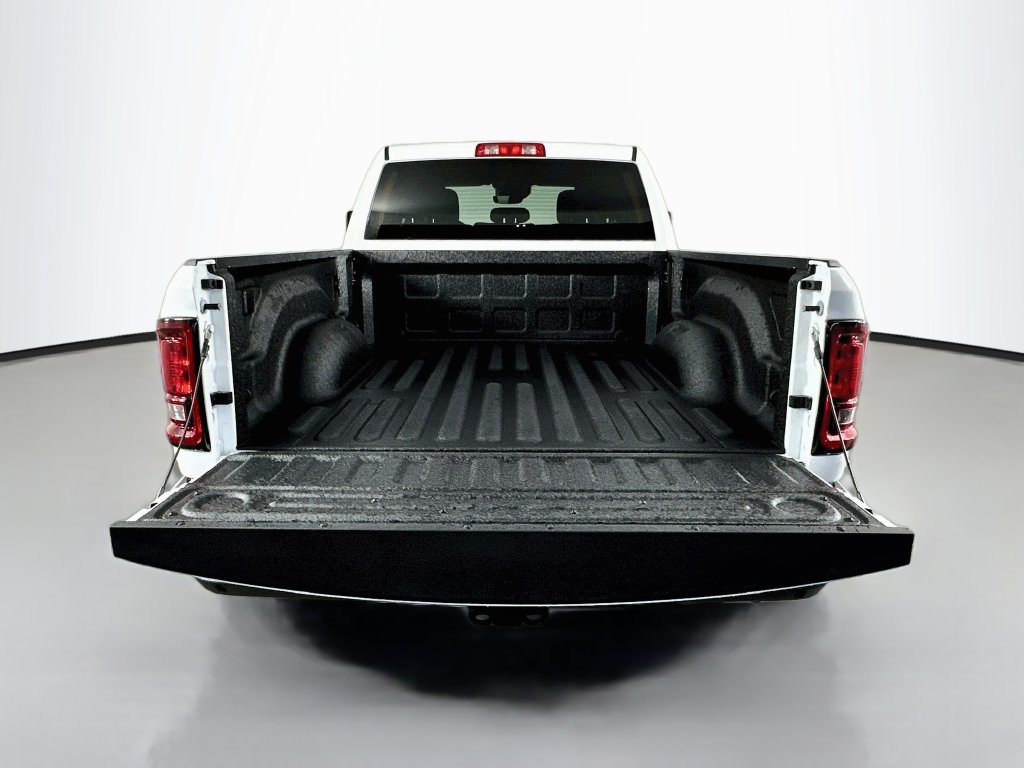 New 2026 RAM 2500 Big Horn AWD/4WD image 16