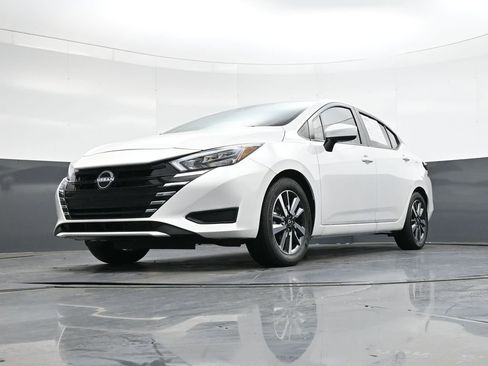 Certified 2025 Nissan Versa SV w/ Trunk Package image 42