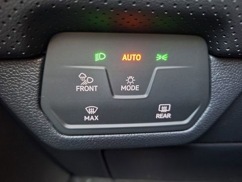 New 2026 Volkswagen Atlas SE image 12