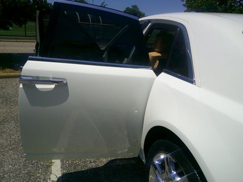 Used 2013 Rolls-Royce Ghost RWD image 65