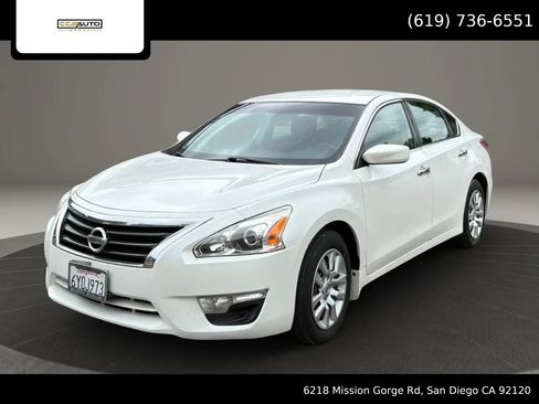 Used 2013 Nissan Altima 2.5 S FWD image 1