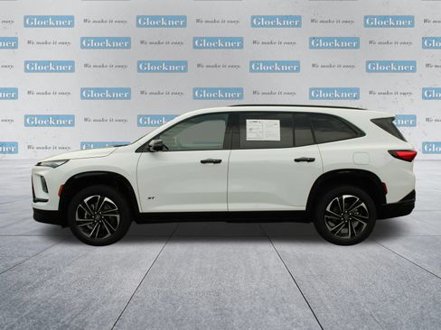 Used 2026 Buick Enclave Sport Touring AWD/4WD image 9
