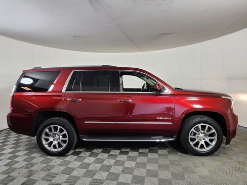 Used 2018 GMC Yukon Denali AWD/4WD image 8