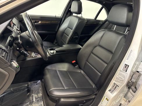 Used 2008 Mercedes-Benz C 350 Sport image 27
