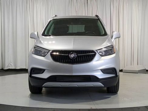 Used 2022 Buick Encore Preferred w/ Safety Package AWD/4WD image 3