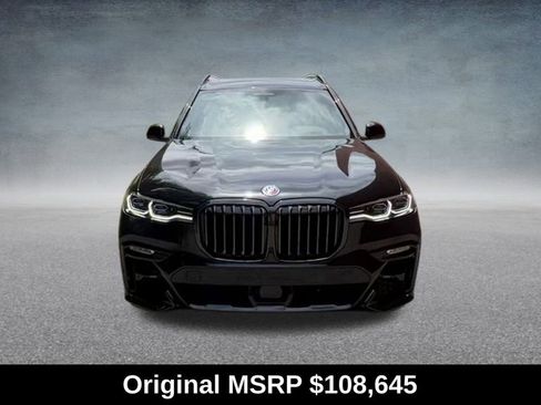 Used 2022 BMW X7 M50i image 7