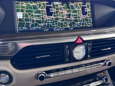 Used 2017 Genesis G90 3.3T Premium image 28