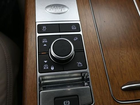 Used 2020 Land Rover Range Rover Autobiography image 14