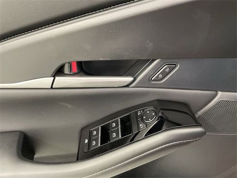 New 2025 MAZDA CX-30 AWD 2.5 S w/ Select Sport Pkg image 20