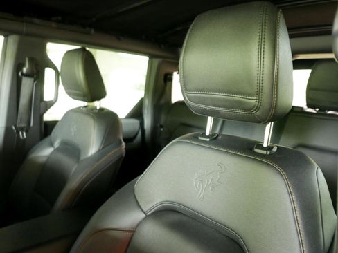 Used 2021 Ford Bronco Badlands image 9