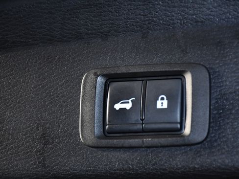 Used 2023 Mitsubishi Outlander SE AWD/4WD image 51