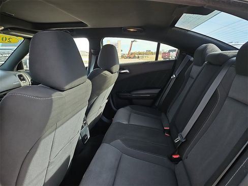 Used 2021 Dodge Charger SXT w/ Blacktop Package image 15