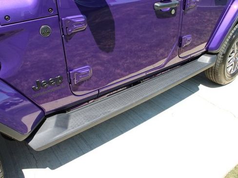New 2026 Jeep Wrangler Unlimited Sahara AWD/4WD image 31
