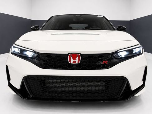 Used 2025 Honda Civic Type R image 6