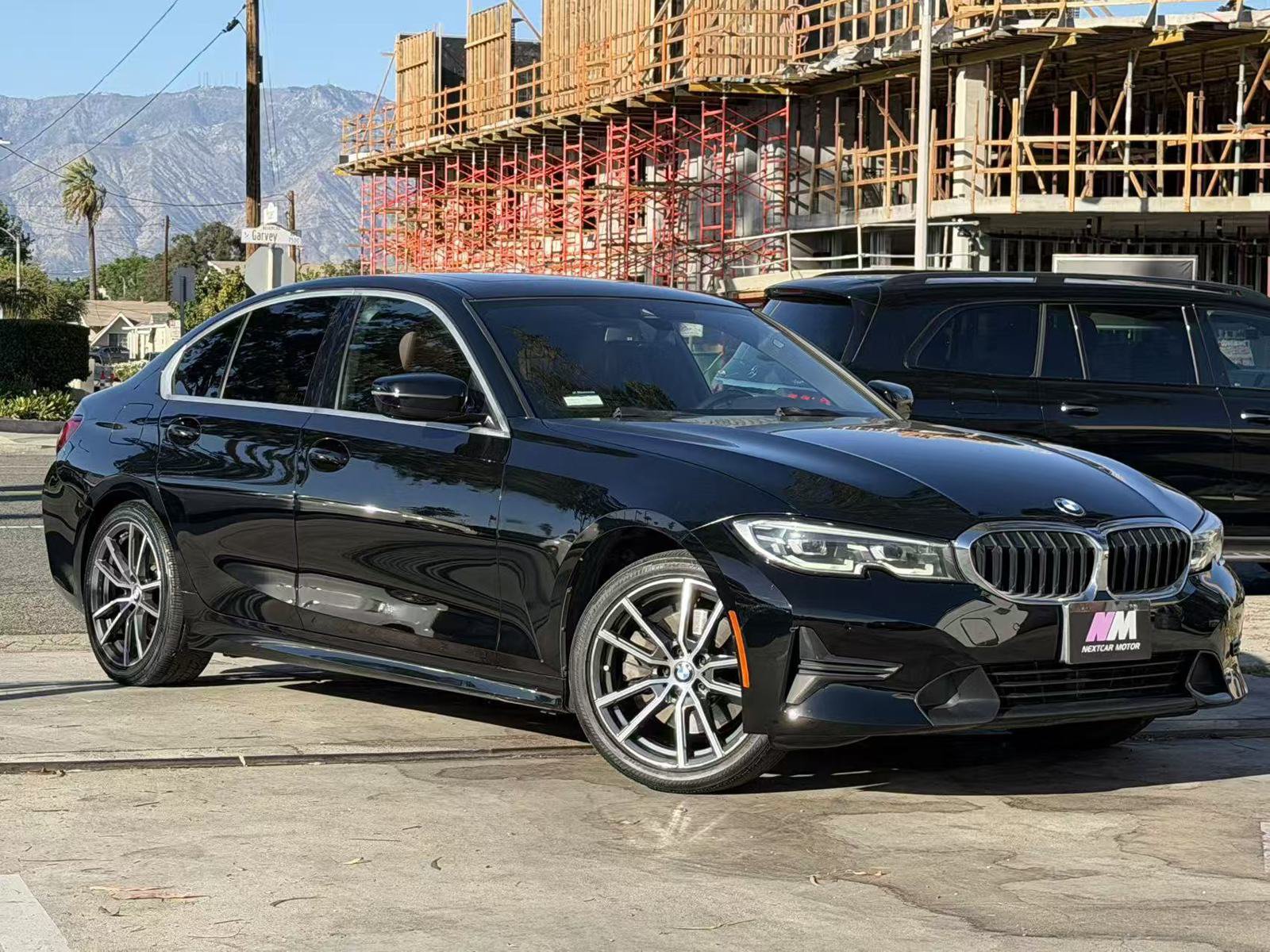 Used 2022 BMW 330i Sedan w/ Convenience Package RWD image 4
