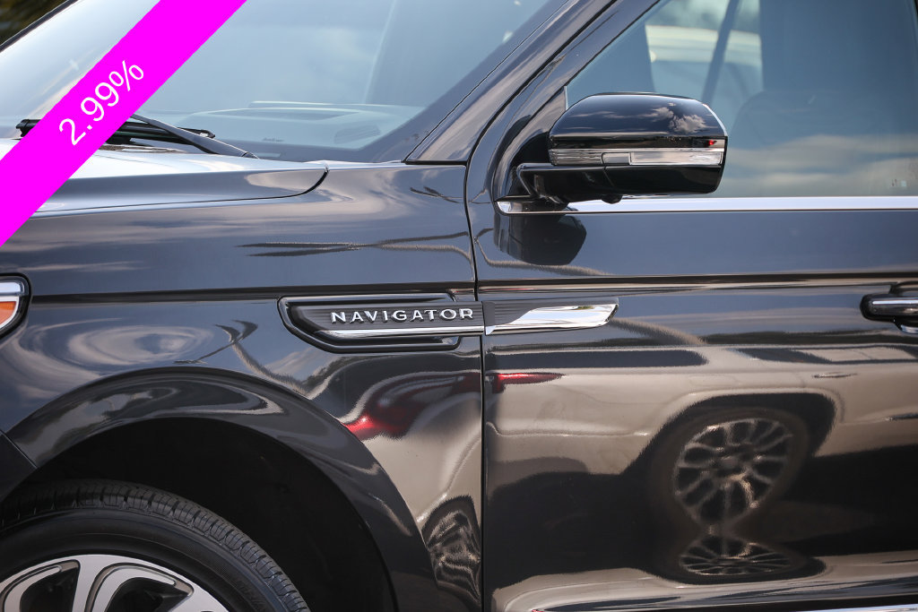 Certified 2024 Lincoln Navigator Reserve AWD/4WD image 27