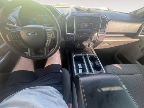 Used 2016 Ford F150 XLT image 7