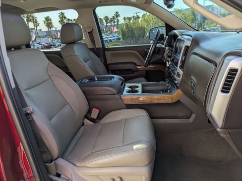 Used 2018 GMC Sierra 1500 SLT AWD/4WD image 29