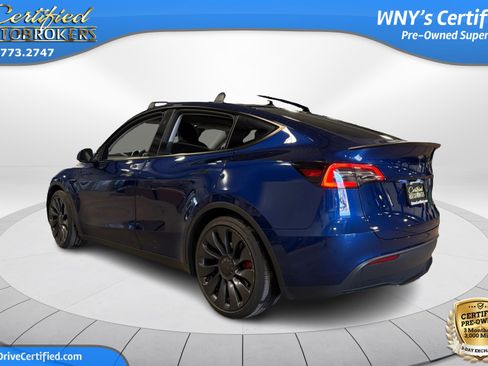Used 2024 Tesla Model Y Performance AWD/4WD image 8