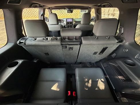 Used 2023 Lexus GX 460 Premium w/ Premium Package AWD/4WD image 37
