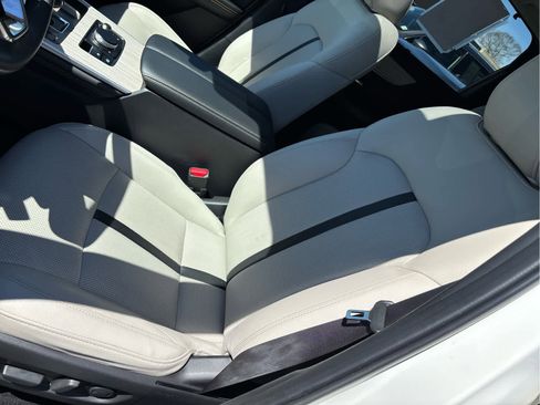 Used 2024 MAZDA CX-90 3.3 Turbo w/ Preferred Package image 9