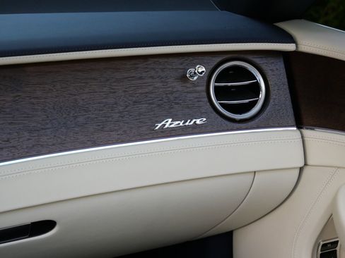 New 2026 Bentley Continental GTC AWD/4WD image 14