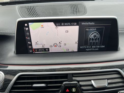 Used 2019 BMW 740i xDrive w/ Executive Package image 20