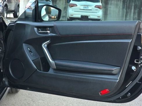 Used 2013 Scion FR-S image 28