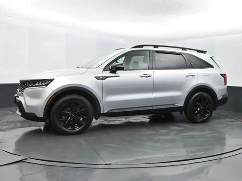 Used 2022 Kia Sorento S image 5