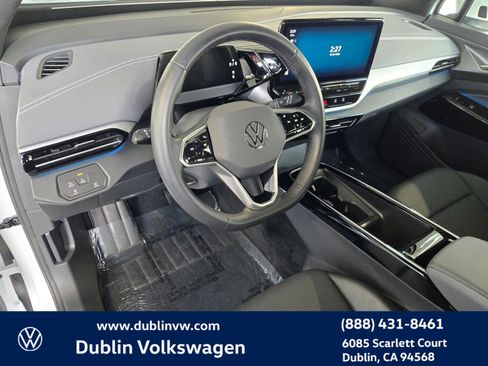 Certified 2023 Volkswagen ID.4 Pro S Plus image 18